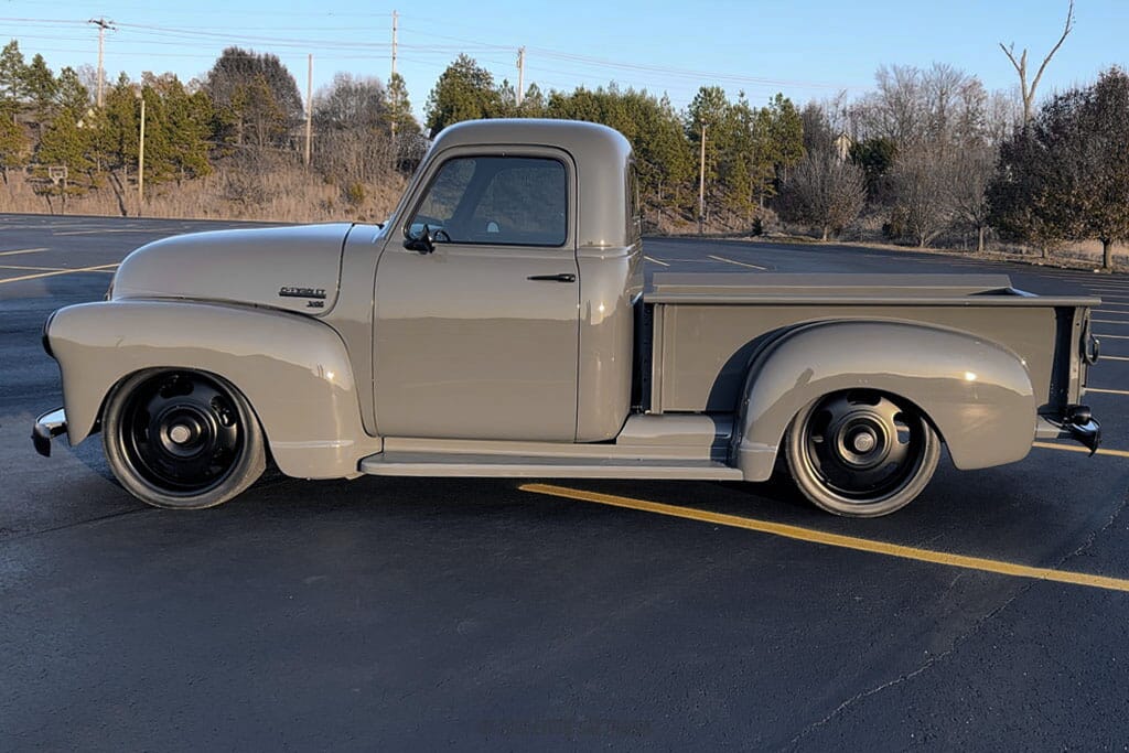 シボレー3100 1949-55SeriesTruck キャブウィンドレース 黒 1949 Chevrolet 3100 | Classic Cars for Sale - Streetside